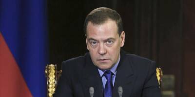 Медведев об угрозах европейских министров: "Следите за своей речью, господа!"