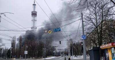 Взрывы у телебашни в Киеве: под ракеты попал мемориал Бабий яр, прекращена трансляция некоторых каналов