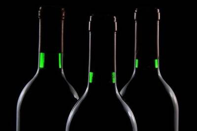 Вино из стран Нового Света и отсутствие альтернативы импортному алкоголю – черноземные рестораторы об остановке зарубежных поставок