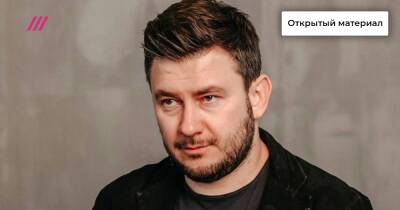 «Один человек тащит нас в преисподнюю»: Дмитрий Глуховский — о том, как россиян 8 лет готовили к войне в Украине