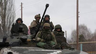 Украинский губернатор заявил о нежелании военных РФ стрелять в мирных граждан