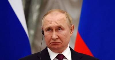 Путин запретил вывозить из РФ больше $10 тысяч, — указ