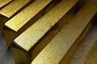 Котировки золота в среду снизились впервые за пять сессий