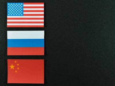 США пригрозили Китаю «жестким наказанием» за поддержку России