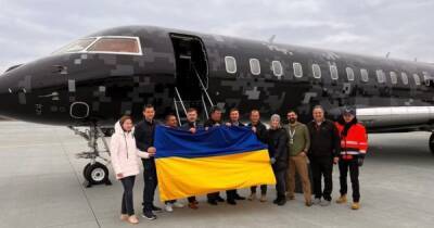 Недосягаем для тирании. Флаг Украины отправится в космос на ракете SpaceX