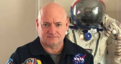 Известный американский астронавт вернул российскую медаль “За заслуги в освоении космоса"