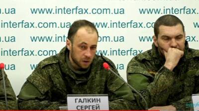 Пленные российские разведчики дают брифинг, почему приехали в Украину (ОНЛАЙН)