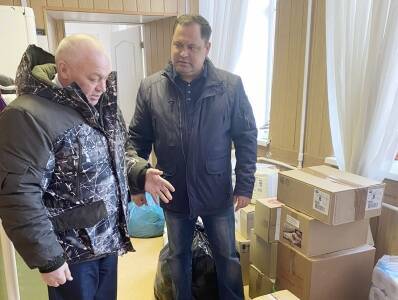 Глава Кунгурского округа передал гуманитарную помощь жителям из Донбасса