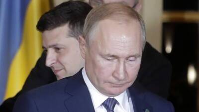 Песков: Главы МИД России и Украины обсуждают возможность переговоров Путина с Зеленским