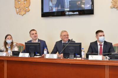 На первом заседании нового нижегородского Молодежного парламента обсудили проект «Пространство развития»