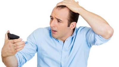 Как остановить выпадение волос после коронавируса: объясняет врач