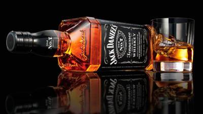 Производитель виски Jack Daniel's и водки Finlandia уходит с рынка России