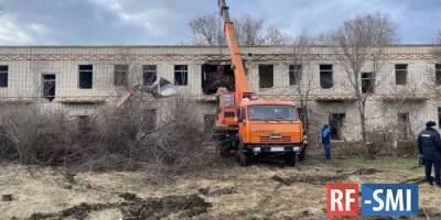 На Ставрополье подростка завалило при обрушении перекрытия заброшенного детсада