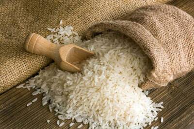 О небезопасных свойствах белого риса россиян предупредила диетолог