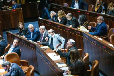 Кнессет утвердил драконовский «закон о гражданстве» 45 голосами против 15