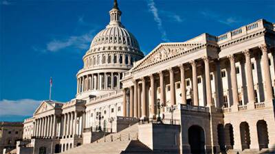 Американский сенат одобрил бюджет, включающий помощь Украине
