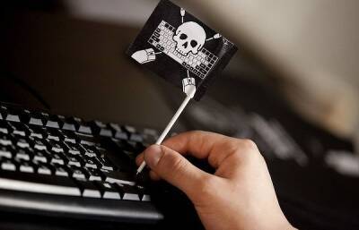 Недолго музыка играла: Власти передумали разрешать в России пиратское ПО