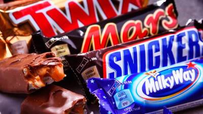 Mars уходит из России. Из магазинов исчезнут батончики Snickers, Milky Way, Twix и M&M’s