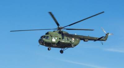 Вертолет Ми-8 жестко приземлился в Псковской области: есть пострадавшие