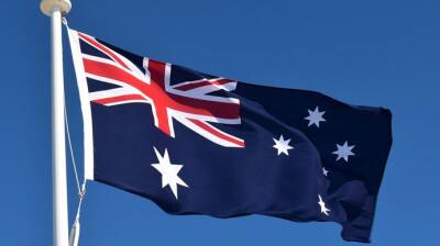 Австралия также отказывается от импорта нефти и газа из России