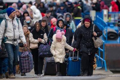 Германия встретила уже почти 100 тысяч украинских беженцев