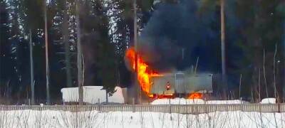 Мужчина пострадал в пожаре на севере Карелии (ВИДЕО)