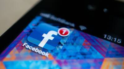 Facebook и Instagram разрешили желать «смерти русским оккупантам», путину и лукашенко