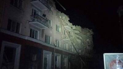 У центрі Чернігова російські загарбники розбомбили готель «Україна»