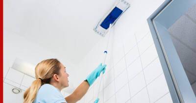 Глянцевый, матовый или тканевый: чем и как помыть натяжной потолок
