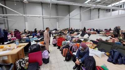 Не только в Бен-Гурионе: в каких условиях содержатся украинские беженцы в Польше