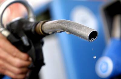 Правительство предлагает депутатам отменить акцизы на топливо и значительно снизить НДС