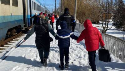 Сегодня из Лисичанска и Северодонецка удалось эвакуировать более 300 женщин и детей