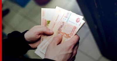 Эксперт рассказал, как мошенники в России могут использовать западные санкции