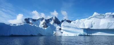 Ученые из Петербурге добыли из скважины в Антарктиде древний лед