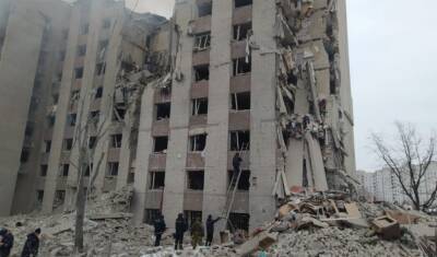 Ранком авіаударами знищено 9-поверхівку в Чернігові та частину будинків у Баштанці на Миколаївщині