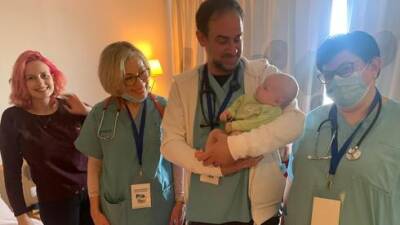 Ангелы в белых халатах: бригада израильских медиков спасает жизни в лагере беженцев в Польше
