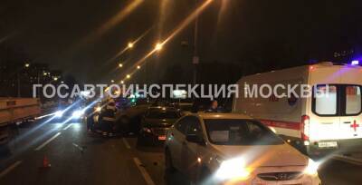 Массовое ДТП произошло на Волгоградском проспекте столицы