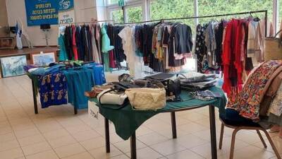 Бесплатная одежда для беженцев и репатриантов из Украины: по 10 товаров на каждого