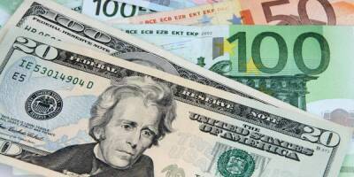 У россиян нашлось бумажной валюты на $90 млрд