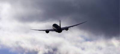 СМИ: самолет Мурманск — Москва подал сигнал тревоги в небе над Карелией