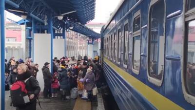 Новый постоянный график движения поездов: в "Укрзализныце" предупредили украинцев куда и откуда можно уехать