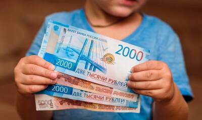 Пенсионный фонд выплачивает неработающим жителям Тверской области пособие по уходу за ребенком
