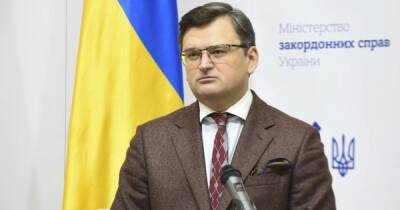 Против России введено 3600 санкций за 18 дней войны, — глава МИД Украины (видео)