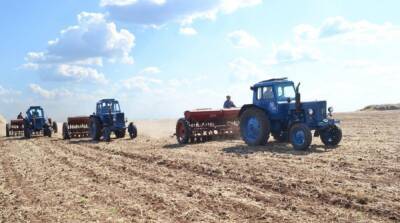 Российские оккупанты целенаправленно уничтожают сельхозтехнику в Украине – разведка