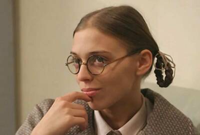 Звезда сериала «Не родись красивой» Нелли Уварова считает себя неудобной актрисой