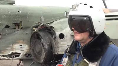 Российский летчик посадил самолет после попадания в него украинской ракеты - Русская семерка