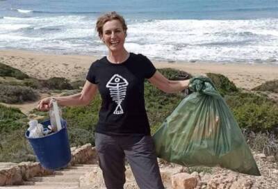 Пляж Пейи очистили от тонны мусора