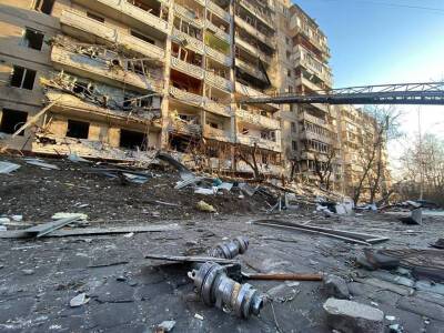 У Києві лунають вибухи, пошкоджена багатоповерхівка - rusjev.net