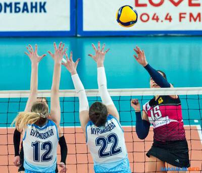 Волейболистки "Сахалина" узнали, кого им нужно обыграть в финале