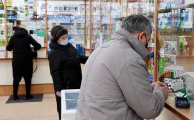 Глава Поморья поручил региональному Минздраву начать сдерживать цены на жизненно важные лекарства
